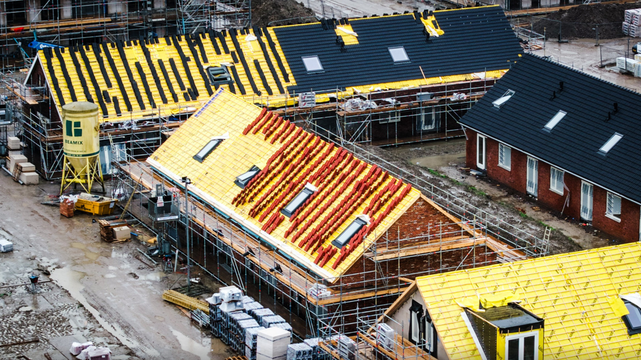 ‘Regeldrift van de overheid zorgt voor stagnatie van woningbouw’